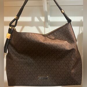 New Michael Kors shoulder bag